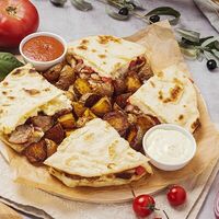 Скепасти со свининой в Пицца Коно