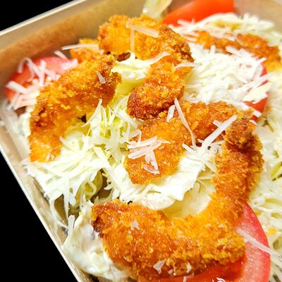 Шниц-Цезарь с креветкой в Шницель по цене 655 ₽