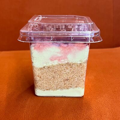 Трайфл фисташковый с малиной в Горбушка по цене 290 ₽