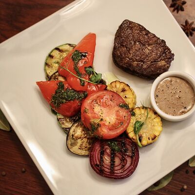 Филе миньон в Рембрандт по цене 1450 ₽