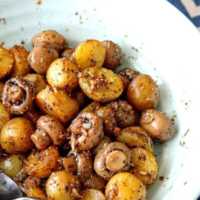 Беби-картофель с шампиньонами в Щербет по цене 660 ₽