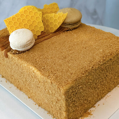 Медовик в Fastbento по цене 2390 ₽