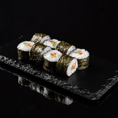 Классический Лосось-Авокадо в Otaru по цене 359 ₽