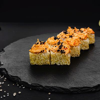 Острый ролл с лососем 8 шт в Ёжкин ролл по цене 699 ₽