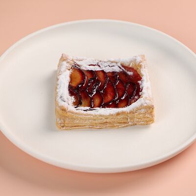 Довиль со сливой в Север-Метрополь по цене 235 ₽