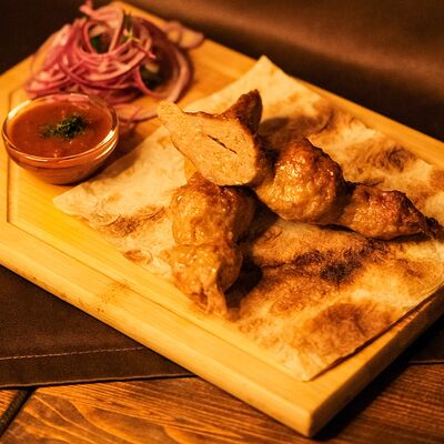 Люля-кебаб куриный в Грейс HALL по цене 480 ₽