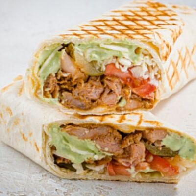 Шаурма со свининой в лаваше в Шаурма № 1 по цене 385 ₽