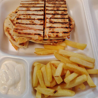 Панини с ветчиной в Аль-Араби по цене 555 ₽