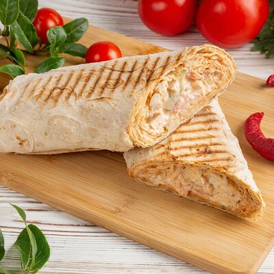 Шаурма большая в Шаурма душевная по цене 390 ₽