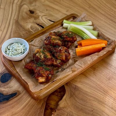 Куриные крылья BBQ в Pandora по цене 800 ₽
