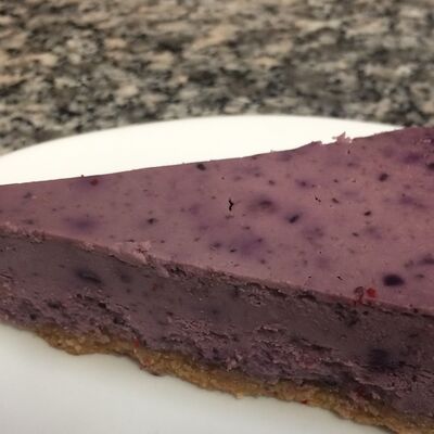 Чизкейк черничный в Братик Томатик по цене 359 ₽