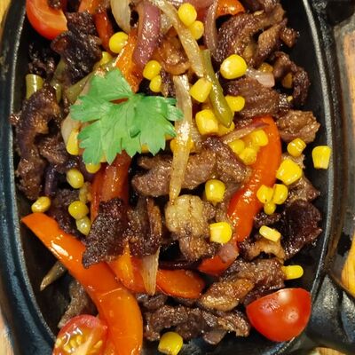 Фахитос с говядиной в Boldesno по цене 650 ₽