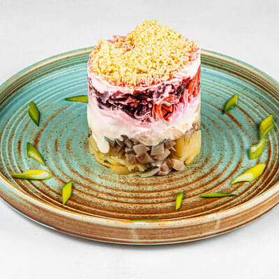 Сельдь под шубой в Фёст по цене 260 ₽