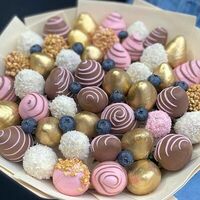 Букет из клубники в шоколаде Whispering Berries в Mosberry