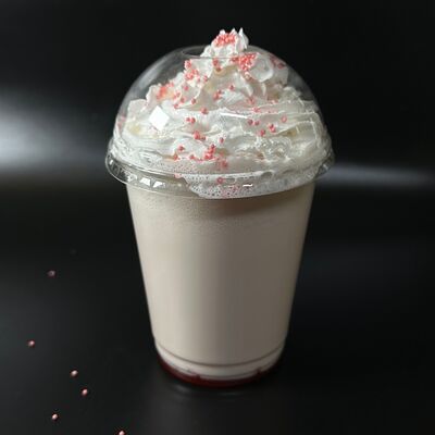 Коктейль молочный клубничный в Бистро по цене 400 ₽