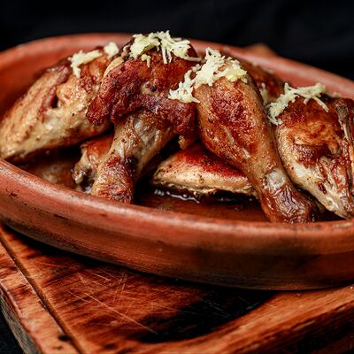 Цыпленок Табака в Хачучачу по цене 930 ₽