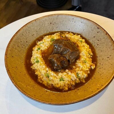 Телячьи щеки с булгуром в Блеск по цене 550