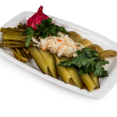 Ассорти солений в Гриль Хаус по цене 624 ₽