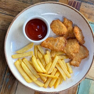Наггетсы куриные с фришкой в Блиныпицца по цене 340 ₽