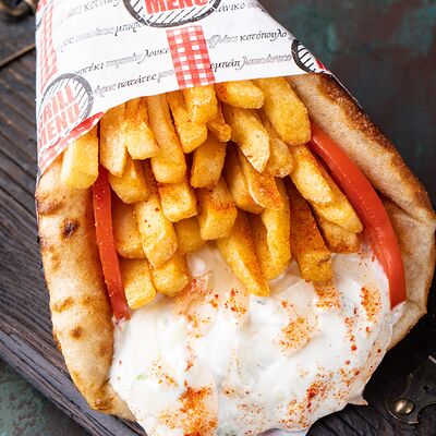 Гирос со свининой в Акрополь по цене 380 ₽