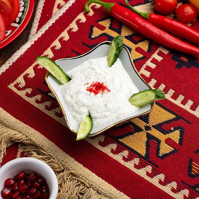 Чакка с чесноком и зеленью в Анхор по цене 370 ₽