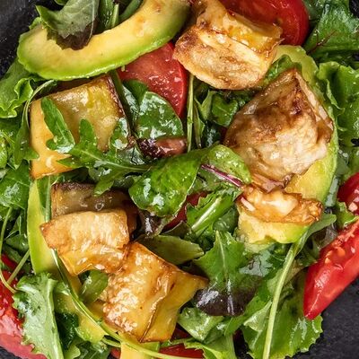 Салат с хрустящими баклажанами в Мушу по цене 335