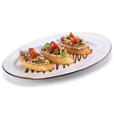 Брускетта с ростбифом в Trattoria по цене 588 ₽