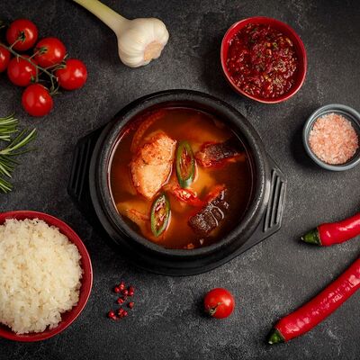 Острый суп из трески в Корё по цене 760 ₽