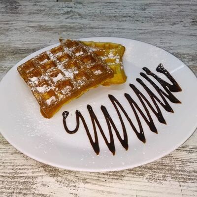 Вафли венские (2 шт.) с шоколадным топпингом в ПиццаВафли по цене 420 ₽