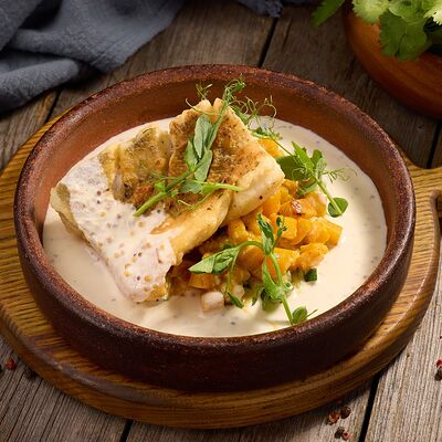 Судак со сливочной тыквой и огурцом в Халва по цене 660 ₽