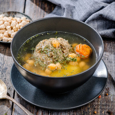 Суп Кюфта-бозбаш в Роял Палас по цене 420 ₽