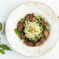 Теплый салат из куриной печени в Строгинская гавань