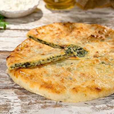 Сыр со шпинатом 850 г в Пиросетия Осетинские пироги по цене 950 ₽