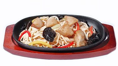 Удон с курицей в соусе том ям в Чайна Тун по цене 470