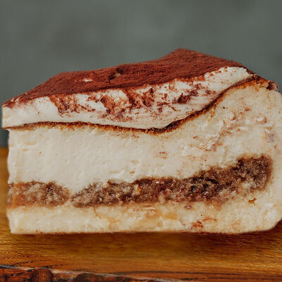 Чизкейк тирамису в Папины бургеры по цене 379 ₽