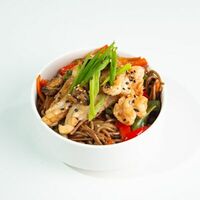 Гречневая лапша с морепродуктами в ЁБИСАН