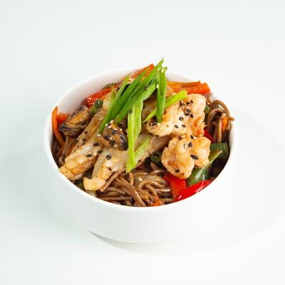 Гречневая лапша с морепродуктами в ЁБИСАН по цене 989 ₽