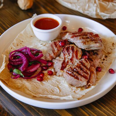 Шашлык из свинины в Хинкали Мишлен по цене 820 ₽