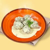 Мясные шарики со сливочным соусом в Сигма кафе