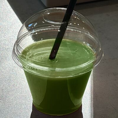 Яблочный фреш в Ngs кофе по цене 330 ₽