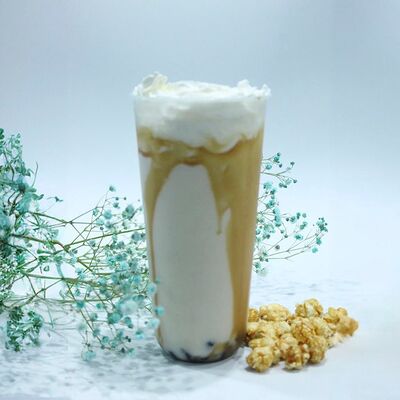 Карамельный попкорн в Cloud Bubble Tea по цене 340 ₽