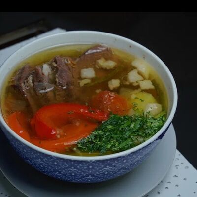Шурпа из говядины в Хумо по цене 500 ₽