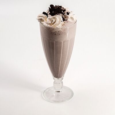 Молочный коктейль Орео в Кофейня Кофеинка по цене 445 ₽