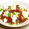 Салат с запеченной свеклой и сыром рикотта в Tempo Della Pizza по цене 380
