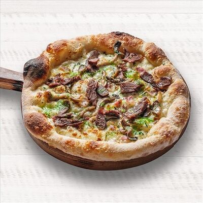 Пицца с щечками и вешенками Премиум тесто в Перчини по цене 638 ₽