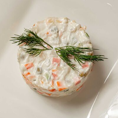 Салат Оливье в Шардени по цене 400 ₽