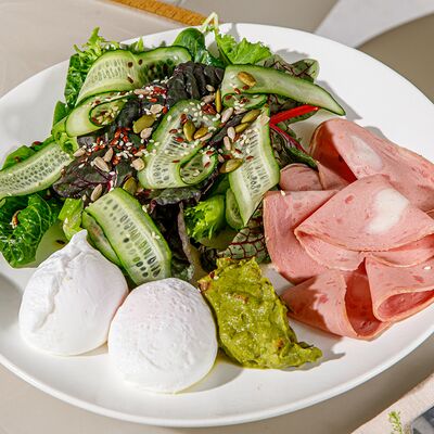 Большой фермерский завтрак в М2 Органик Клуб Зиларт по цене 860 ₽