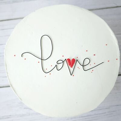 Бенто-торт Love в Премиум торт по цене 2300 ₽