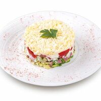 Салат с копченой говядиной в Олимпик