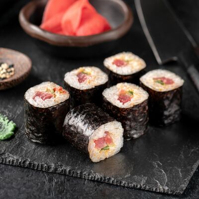 Спайси Туна Ролл в СушиСтор по цене 175